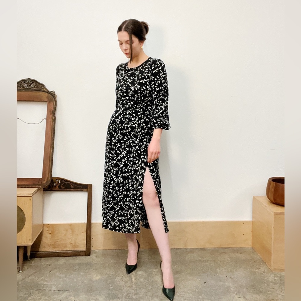& Other Stories Black and White Floral Long Sleeve Midi Dress 6 - Picture 3 of 12